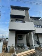 シートをかぶっていたときよりも、隣家との距離や日当たりが正確に分かるようになりました。