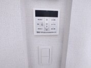 【給湯器操作パネル】
