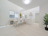  新築一戸建て