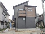新築一戸建て