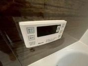 【給湯器操作パネル】