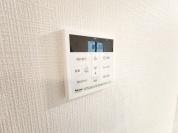 【給湯器操作パネル】