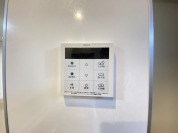 【給湯器操作パネル】