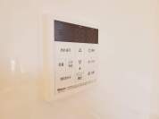 【給湯器操作パネル】