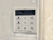 【給湯器操作パネル】