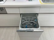 【環境にも手にも優しい、食器洗乾燥機付】