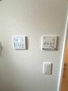 【空気もこもらず、いつもクリーンな浴室乾燥機付】