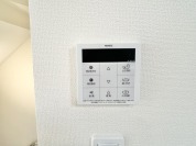【給湯器操作パネル】