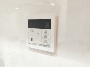 【給湯器操作パネル】