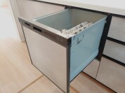 【環境にも手にも優しい、食器洗乾燥機付のキッチン。】