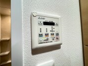 【空気もこもらず、いつもクリーンな浴室乾燥機】