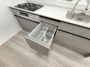 【食器洗乾燥機】