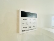 【給湯器操作パネル】