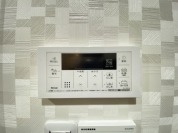 【ここから追い炊きも湯張りもワンプッシュ。】