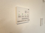 【浴室乾燥機操作パネル】