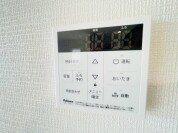 【給湯機操作パネル】