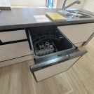 【環境にも手にも優しい、食器洗乾燥機付のキッチン。】