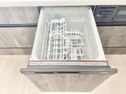 【環境にも手にも優しい、食器洗乾燥機付】
