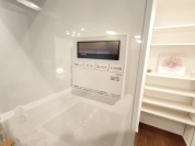 【給湯器操作パネル】