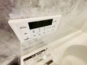 【給湯器操作パネル】