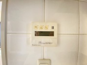 【給湯器操作パネル】