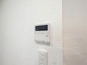 【給湯器操作パネル】