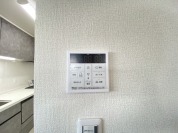 【給湯器リモコン】