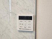 【給湯器操作パネル】