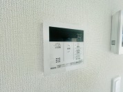 【給湯器操作パネル】