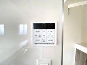 【給湯器操作パネル】