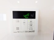 【給湯器操作パネル】