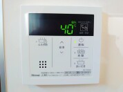 【給湯器操作パネル】