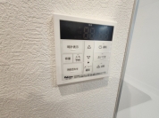 【給湯器操作パネル】