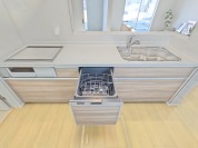 【食器洗乾燥機】