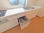 【食器洗浄乾燥機】