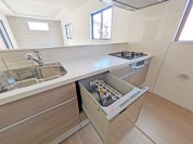 【食器洗浄乾燥機】