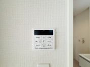 【給湯器パネル】