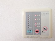 【浴室暖房乾燥機】