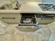 【食器洗乾燥機】