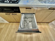 【食器洗乾燥機】