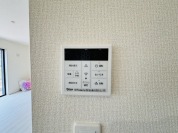 【給湯器パネル】