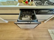 【食器洗乾燥機】