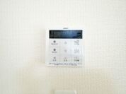 【給湯器パネル】