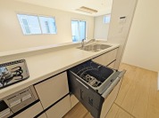 【食器洗浄乾燥機】