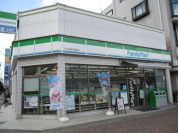 ファミリーマート 桶川駅西口店