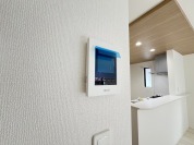 【TVモニター付きインターフォン】