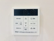 【給湯器リモコン】