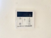 【給湯器リモコン】