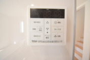 【給湯機操作パネル】
