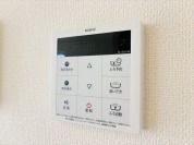 【給湯器リモコン】